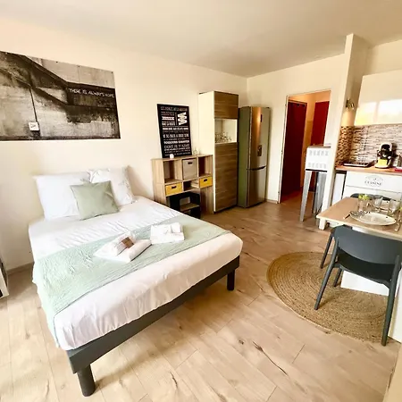 L'estival, Apartment