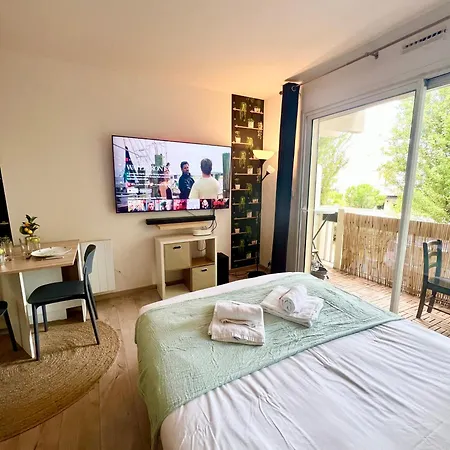 L'estival, Apartment